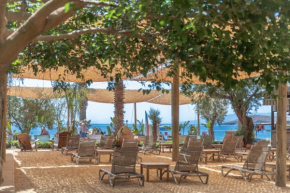 Kefi Beach & Suites